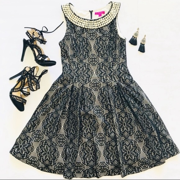 Lace Up Gladiator Heels - Picture 6 of 7